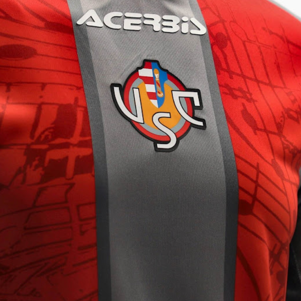 2025-26 US Cremonense 1a Equipación