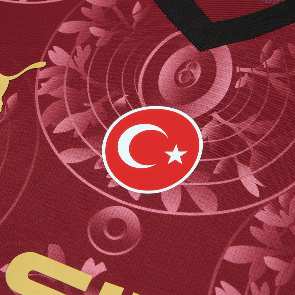 2025-26 Galatasaray SK 3a Equipación