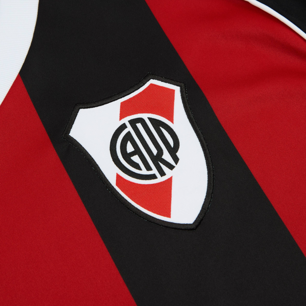 2025-26 CA River Plate 2a Equipación