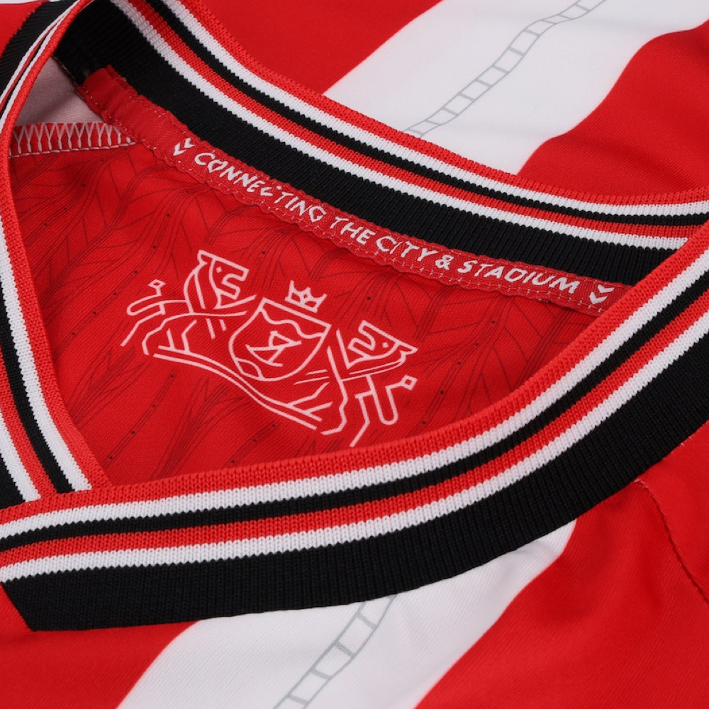 2025-26 Sunderland AFC 1a Equipación