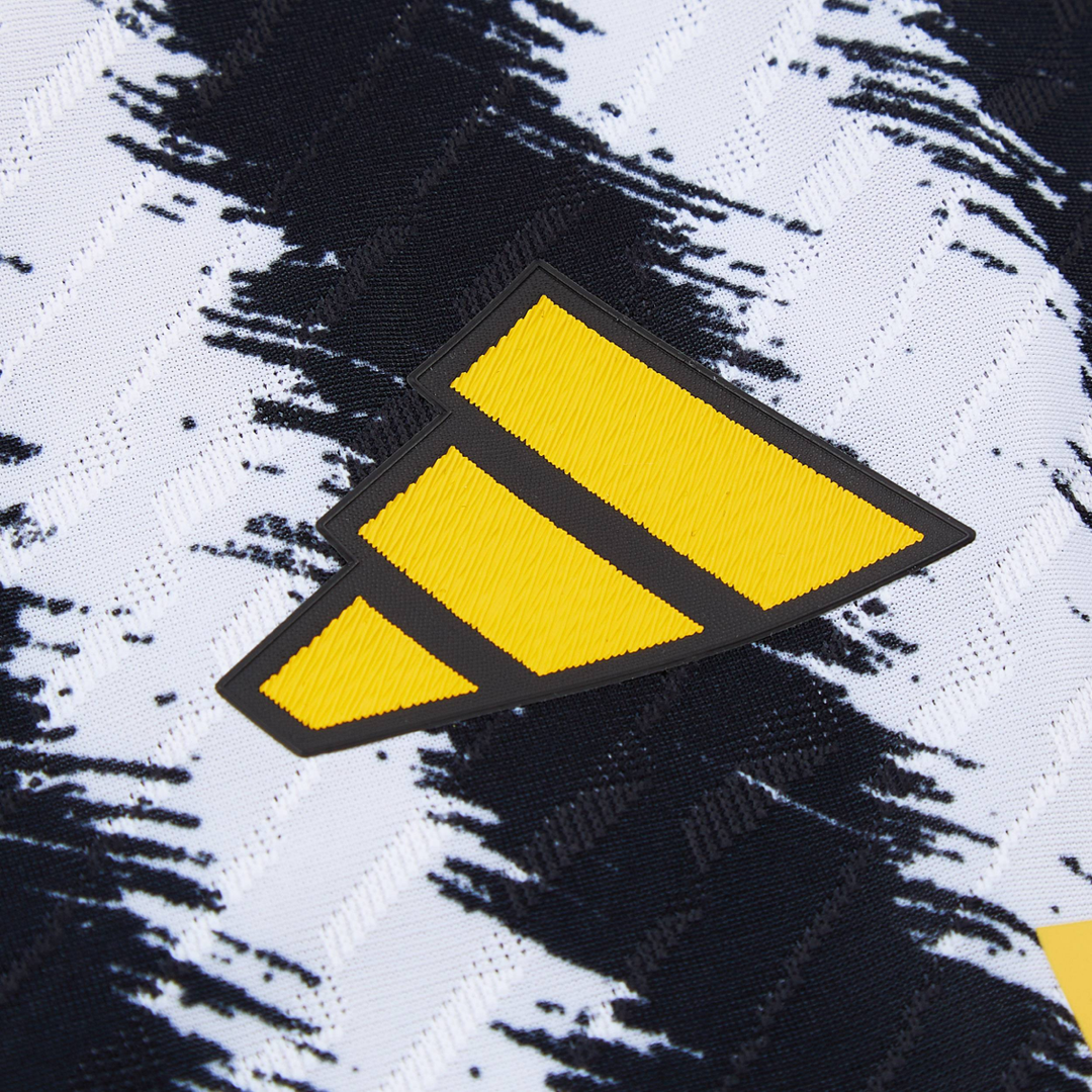 2023-24 Juventus FC 1a Equipación