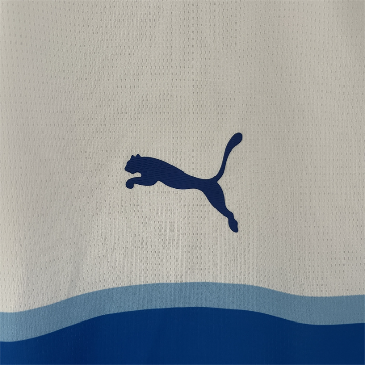 2024-25 Club Universidad Católica 1st Kit