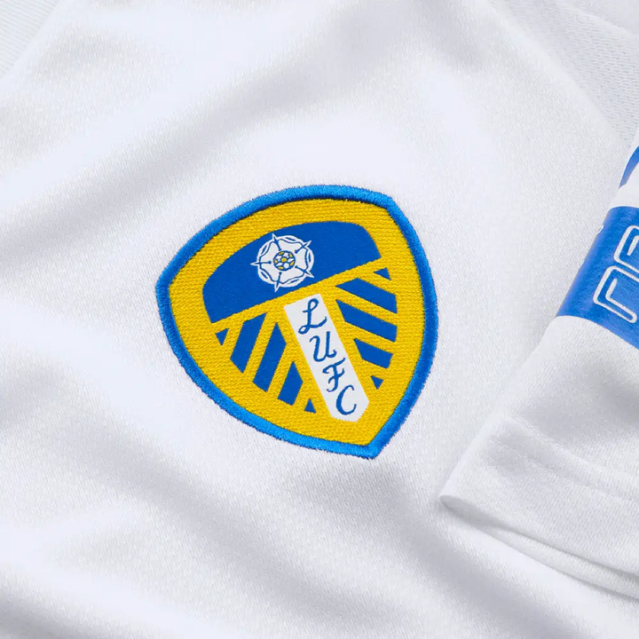 2024-25 Leeds United FC 1a Equipación