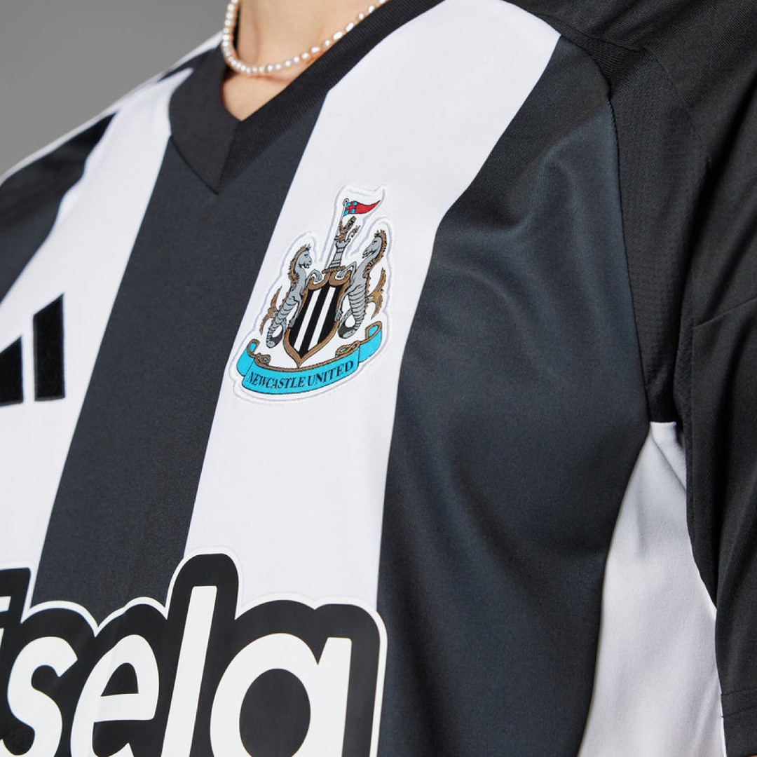 2024-25 Newcastle United FC 1a Equipación