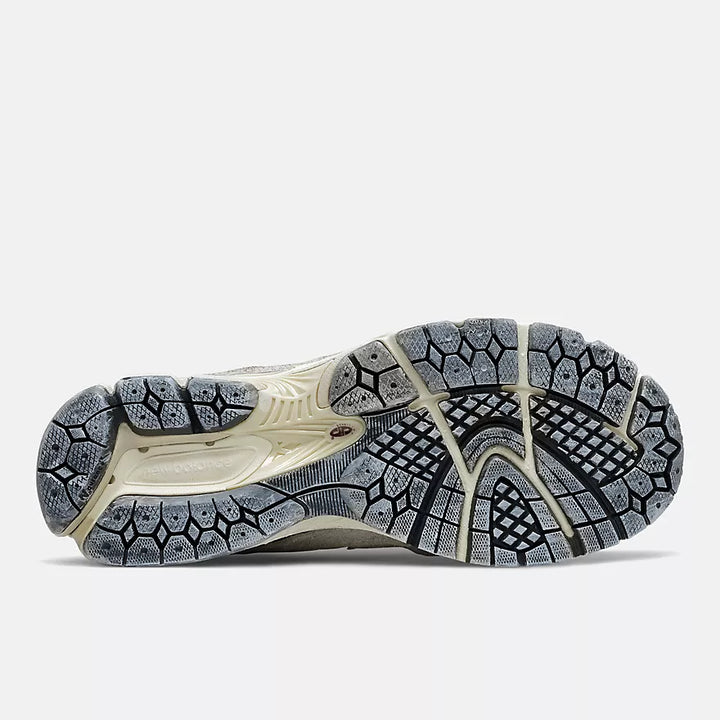 2002R Protection Pack Shoes